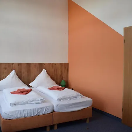 Zur Alten Schule Guest house