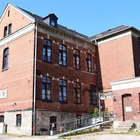 Konukevi Zur Alten Schule 3*